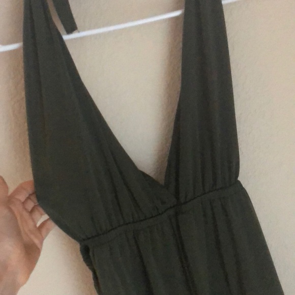 Deep v romper - Picture 2 of 4